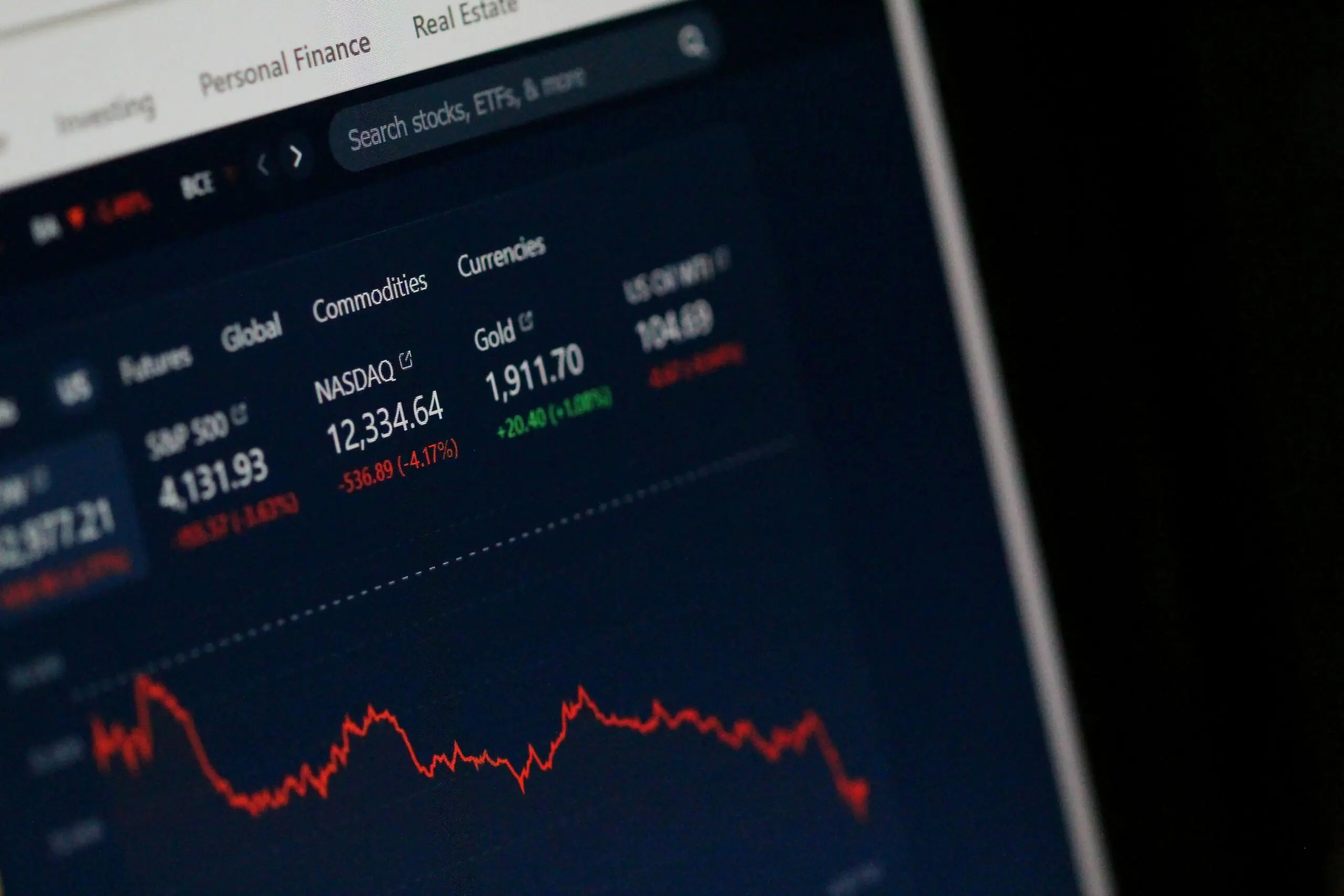 Invertir Siendo Joven: 5 Pasos para tu Futuro Financiero
