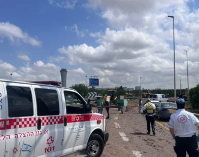Impacto misil hutí aeropuerto Ben Gurión