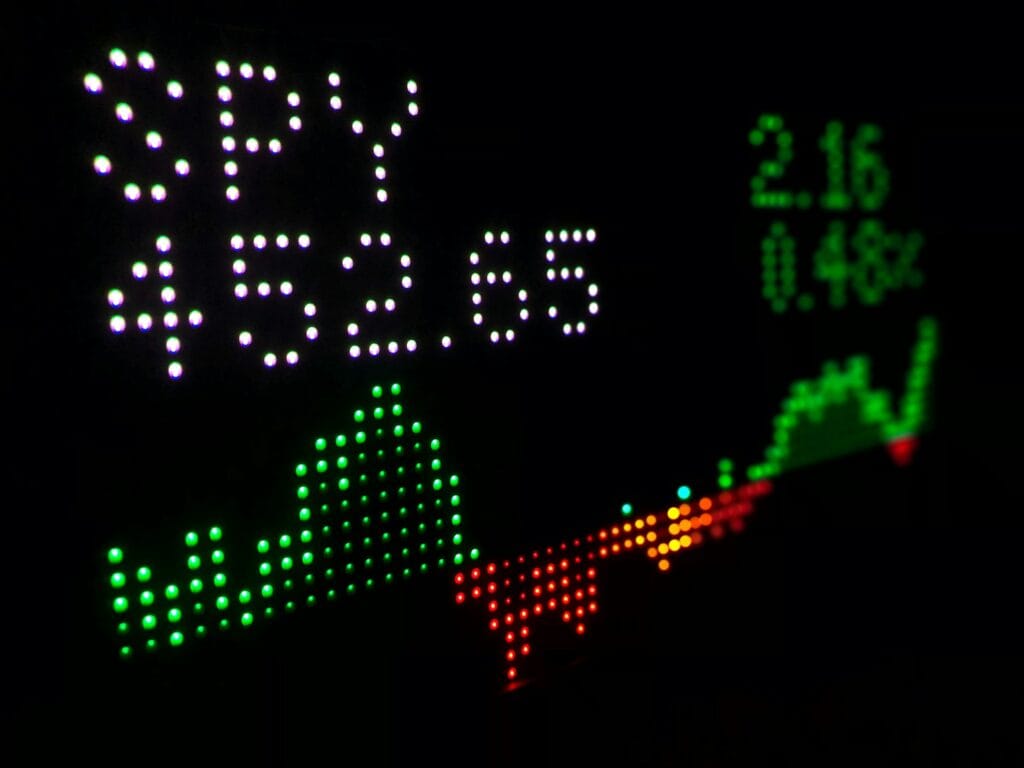 Fondos Indexados vs. Gestión Activa: La Tortuga y la Liebre de tu Cartera de Inversión fondos indexados en 2025