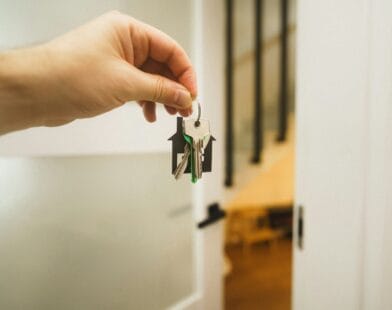 Requisitos Ayuda Alquiler Jóvenes 2025: La Guía Definitiva