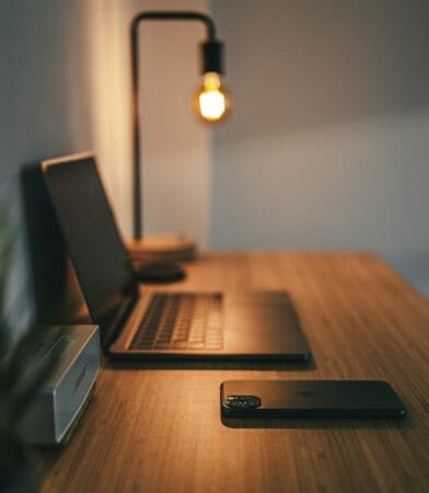 Trabajos desde casa sin experiencia: Guía de los mejor pagados